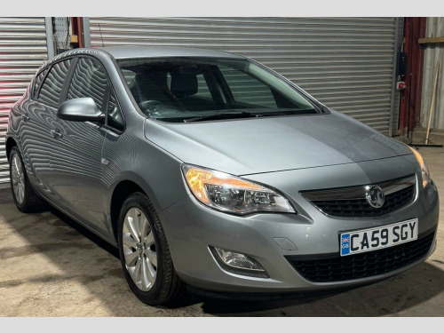 Vauxhall Astra  1.4 16v Exclusiv Euro 5 5dr