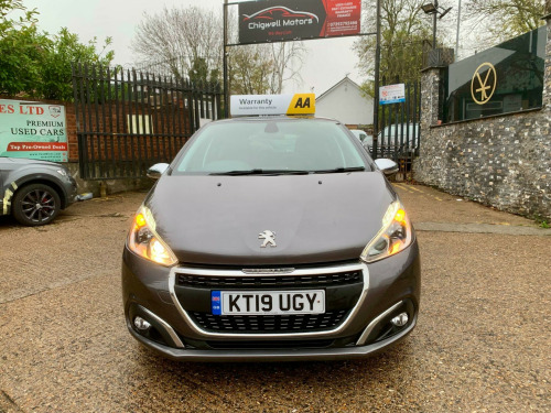 Peugeot 208  1.2 PureTech Signature Euro 6 (s/s) 5dr