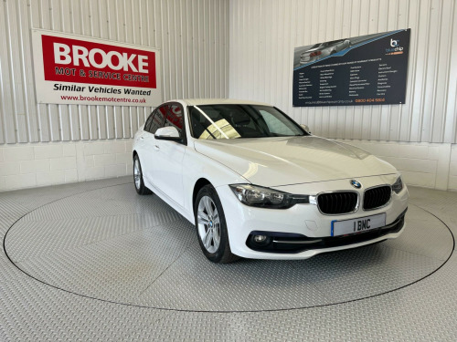 BMW 3 Series  1.5 318i Sport Euro 6 (s/s) 4dr