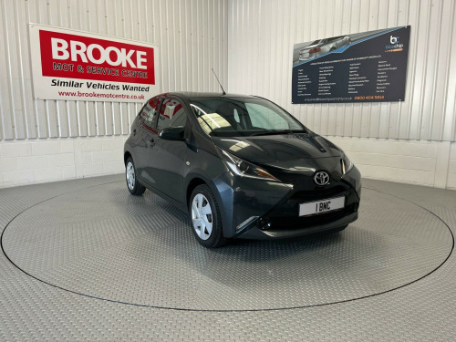 Toyota AYGO  1.0 VVT-i x-play Euro 6 5dr