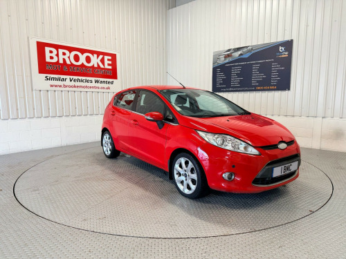 Ford Fiesta  1.6 TDCi Titanium 5dr 