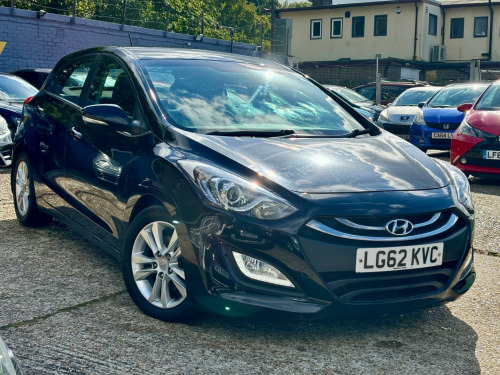 Hyundai i30  1.6 CRDi Blue Drive Style Nav Euro 5 (s/s) 5dr