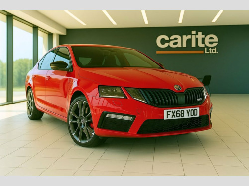 Skoda Octavia  2.0 TDI vRS Hatchback 5dr Diesel DSG 7Spd 4WD Euro