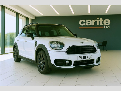 MINI Countryman  2.0 Cooper D Classic SUV 5dr Diesel Manual Euro 6 