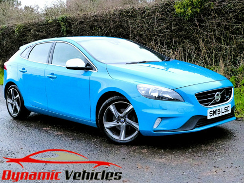 Volvo V40  1.6 D2 R-Design Hatchback 5dr Diesel Manual Euro 5 (s/s) (115 ps) 10 SERVIC 