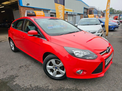 Ford Focus  1.6 TDCi Zetec Navigator Hatchback 5dr Diesel Manu