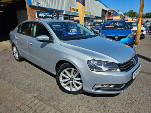 Volkswagen Passat  1.6 TDI BlueMotion Tech Executive Saloon 4dr Diese