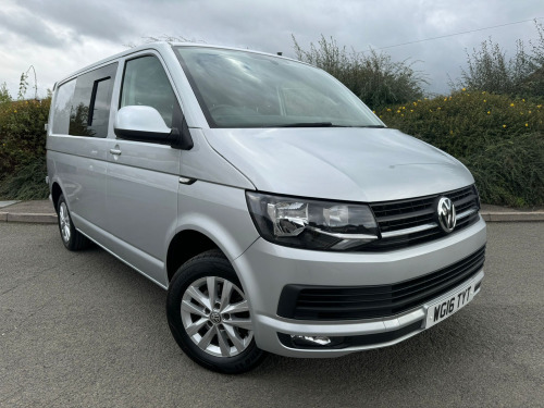 Volkswagen Transporter  T6 2.0 TDI SWB HIGHLINE DAY VAN 