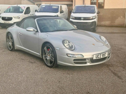 Porsche 911  Carrera 4S Tiptron S