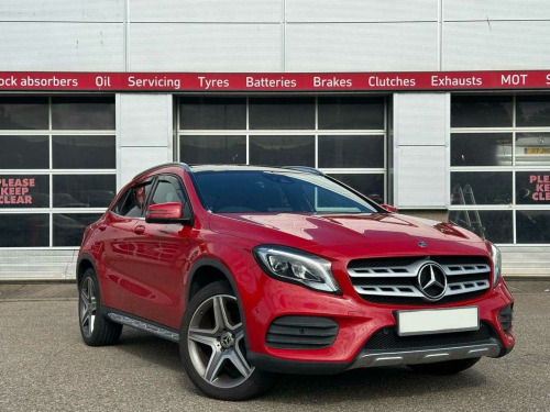 Mercedes-Benz GLA-Class  220 Amg Line Prem + D 4M A