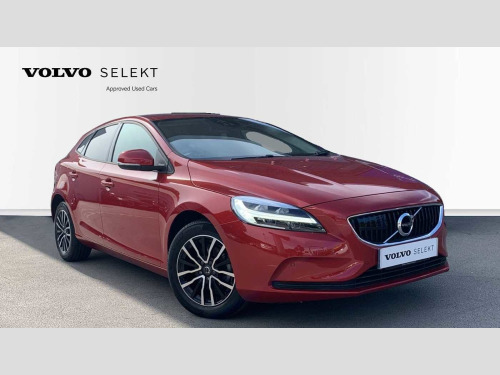 Volvo V40  D2 Momentum Nav (Winter Pack, Front and Rear Pasrk Assist)