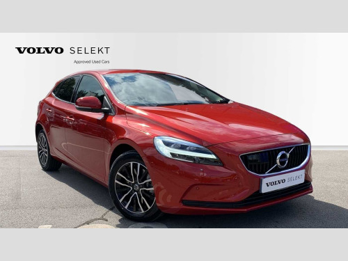 Volvo V40  D2 Momentum Nav Auto (Parking Camera, Winter Pack)