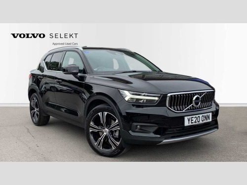 Volvo XC40  D4 AWD Inscription Nav Pro (Privacy Glass, Winter Pack)