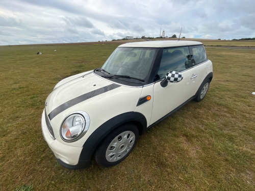 MINI Hatch 1.6 First 3dr