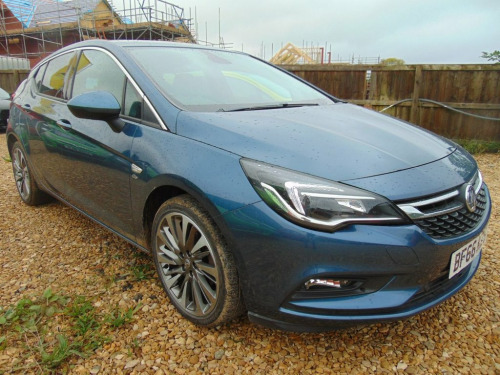 Vauxhall Astra  1.4i Turbo Elite Nav Hatchback 5dr Petrol Manual E