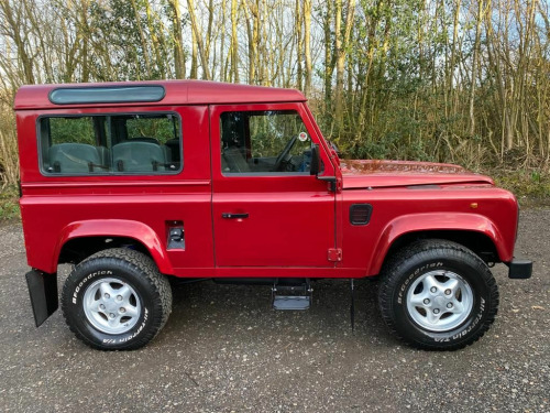 Land Rover 90  90 DEFENDER COUNTY SW TDI
