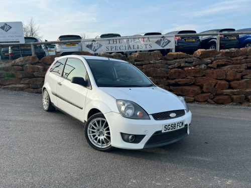 Ford Fiesta  1.6 Chequered Flag 3dr