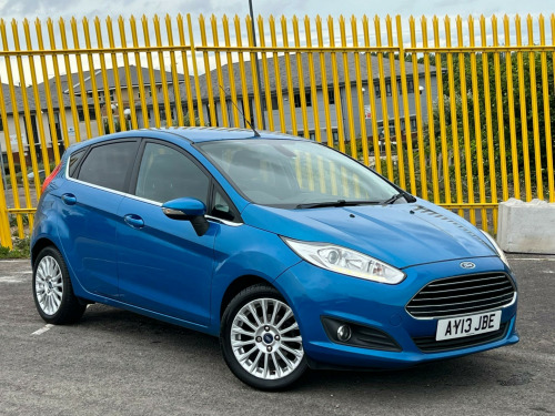 Ford Fiesta  1.0T EcoBoost Titanium Euro 5 (s/s) 5dr