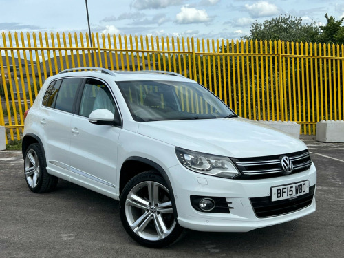 Volkswagen Tiguan  2.0 TDI BlueMotion Tech R-Line 4WD Euro 5 (s/s) 5dr (Nav)