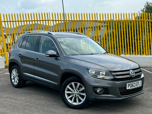 Volkswagen Tiguan  2.0 TDI BlueMotion Tech SE 4WD Euro 5 (s/s) 5dr