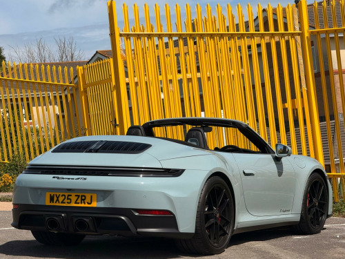 Porsche 911  3.6 T-Hybrid 992 Carrera GTS PDK Euro 6 (s/s) 2dr