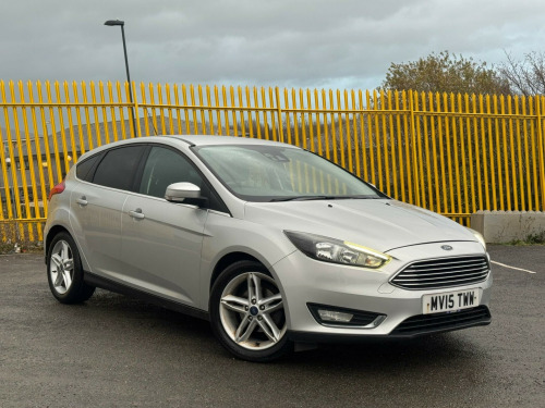 Ford Focus  1.0T EcoBoost Titanium Euro 6 (s/s) 5dr 