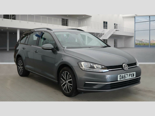 Volkswagen Golf  1.6 TDI SE Nav Euro 6 (s/s) 5dr 