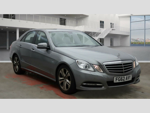 Mercedes-Benz E-Class E220 2.1 E220 CDI BlueEfficiency Executive SE Euro 5 (s/s) 4dr 