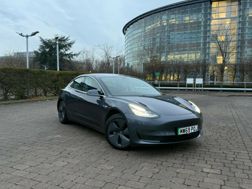 Tesla Model 3  LONG RANGE AWD 4-Door