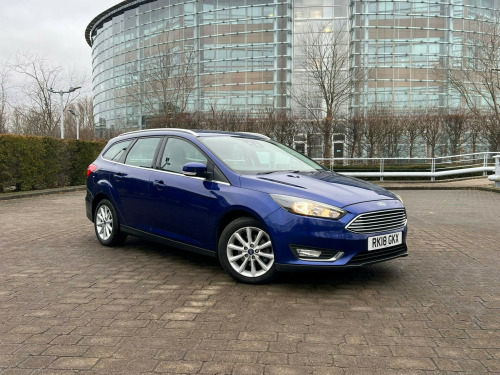 Ford Focus  TITANIUM 5-Door