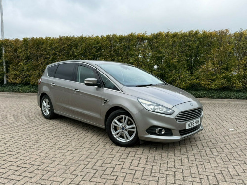 Ford S-MAX  2.0 TDCi Titanium MPV 5dr Diesel Powershift Euro 6 (s/s) (180 ps)