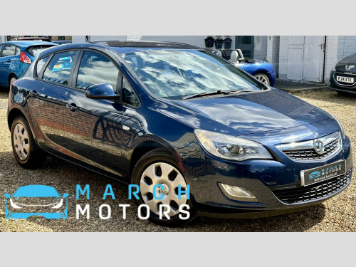 Vauxhall Astra  1.7 CDTi ecoFLEX Exclusiv Hatchback 5dr Diesel Manual Euro 5 (110 ps)