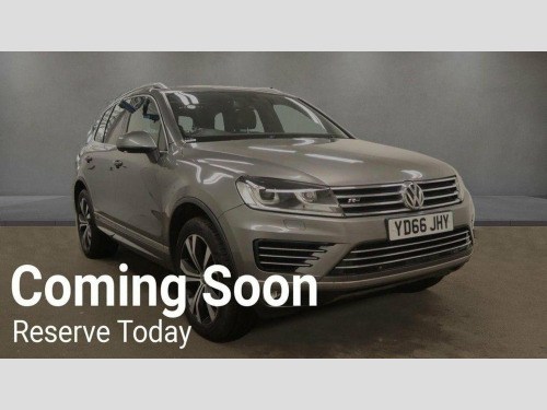 Volkswagen Touareg  3.0 TDI V6 BlueMotion Tech R-Line Tiptronic 4WD Euro 6 (s/s) 5dr