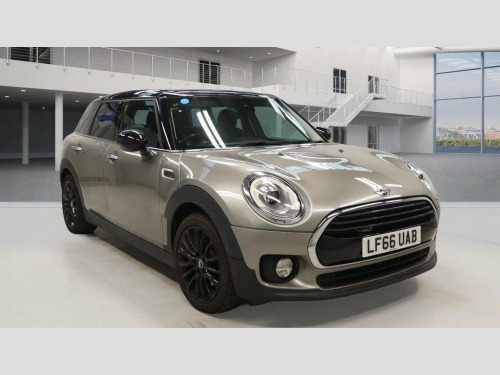 MINI Clubman  2.0 Cooper D Auto Euro 6 (s/s) 6dr