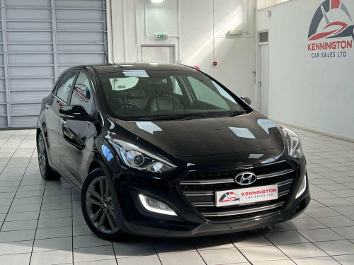 Hyundai i30  1.6 CRDi Blue Drive Premium Euro 6 (s/s) 5dr