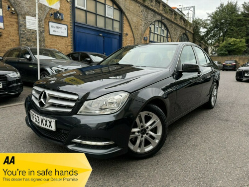 Mercedes-Benz GL-Class  C180 BLUEEFFICIENCY EXECUTIVE SE
