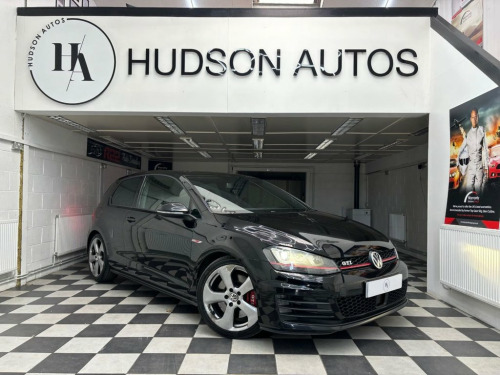 Volkswagen Golf  2.0 GTI PERFORMANCE DSG 3d 226 BHP