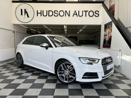 Audi S3  2.0 TFSI Hatchback 3dr Petrol S Tronic quattro Eur