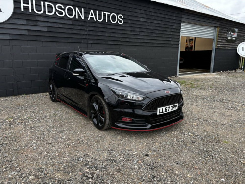 Ford Focus  2.0T EcoBoost ST-3 Hatchback 5dr Petrol Manual Eur