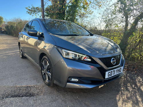 Nissan Leaf  40kWh Tekna Hatchback 5dr Electric Auto (150 ps)