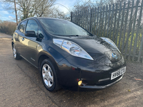 Nissan Leaf  30kWh Acenta Hatchback 5dr Electric Auto (109 bhp) 