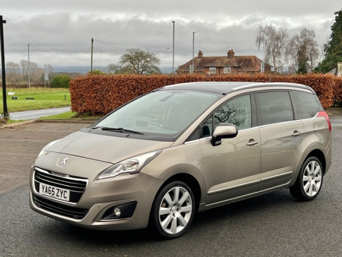 Peugeot 5008  BLUE HDI S/S ALLURE 7 SEATER