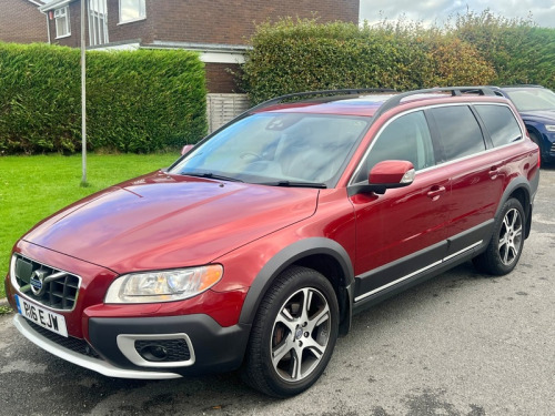 Volvo XC70  D5 [215] SE LUX AWD GEARTRONIC [SAT-NAV]