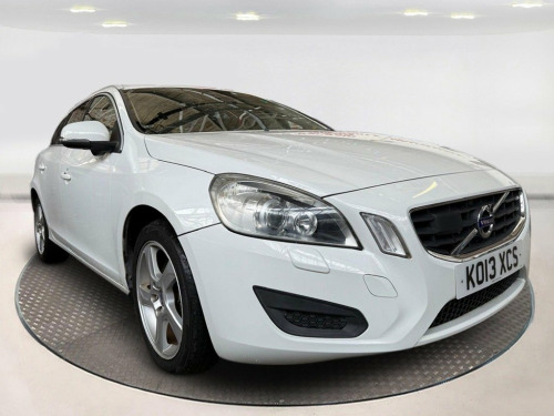Volvo V60  PETROL AUTOMATIC LEATHER 1.6 Bussiness edition