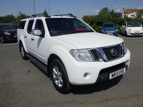 Nissan Navara  2.5 dCi Tekna 4WD Euro 5 4dr