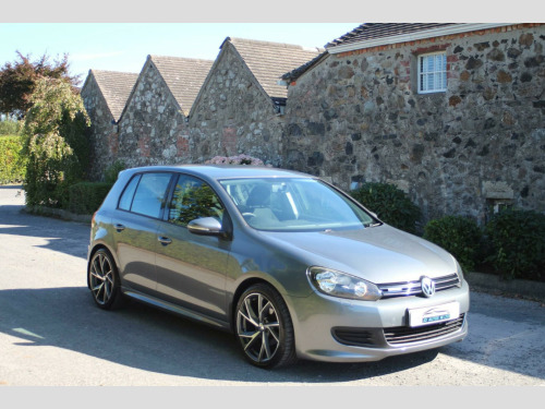 Volkswagen Golf  1.6 TDI BlueMotion Euro 5 (s/s) 5dr