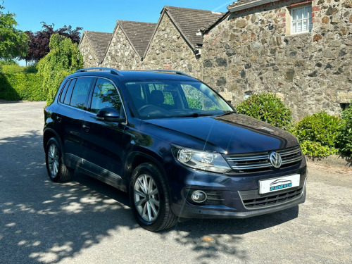 Volkswagen Tiguan  2.0 TDI BlueMotion Tech SE 4WD Euro 5 (s/s) 5dr