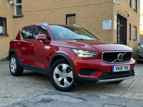 Volvo XC40  2.0 D3 Momentum SUV 5dr Diesel Auto AWD Euro 6 (s/