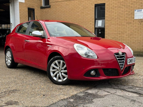 Alfa Romeo Giulietta  2.0 JTDM-2 Business Edition Hatchback 5dr Diesel M