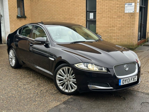 Jaguar XF  2.2d Portfolio Saloon 4dr Diesel Auto Euro 5 (s/s)